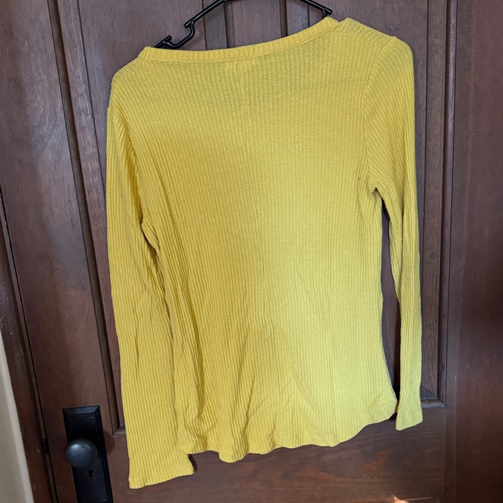 Old Navy Yellow Ribbed Sweater - Picture 2 of 3